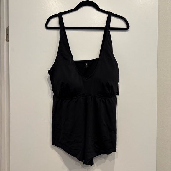 Torrid Black Wire-Free Tankini - Size 2 - New! - Picture 2 of 7
